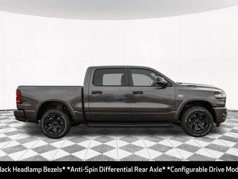 New 2026 RAM 1500 4x4 Crew Cab image 15