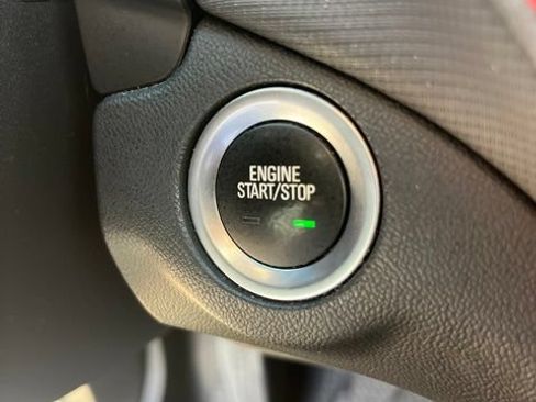 Used 2024 Chevrolet Equinox RS FWD image 20