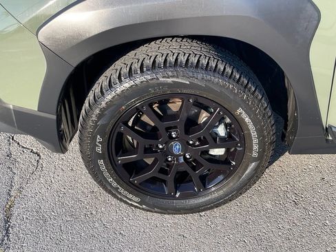 Used 2024 Subaru Crosstrek 2.5i Wilderness AWD/4WD image 33