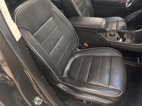 Used 2020 GMC Acadia Denali w/ Denali Ultimate Package image 43