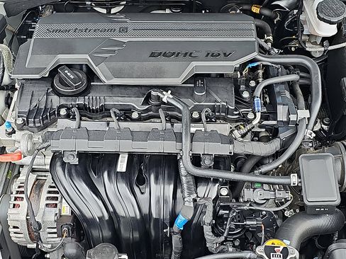 Used 2024 Hyundai Elantra SE image 26