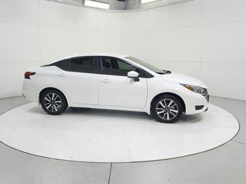 Certified 2025 Nissan Versa SV w/ Trunk Package image 8