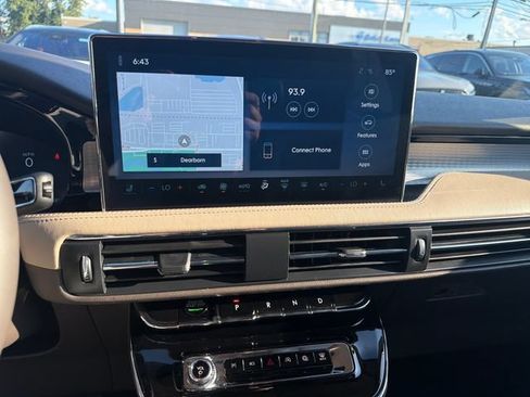 Certified 2023 Lincoln Corsair FWD image 21
