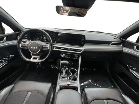 Used 2023 Kia K5 GT-Line image 10