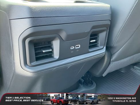 Used 2026 Chevrolet Silverado 1500 LT Trail Boss w/ LT Trail Boss Premium Package AWD/4WD image 25