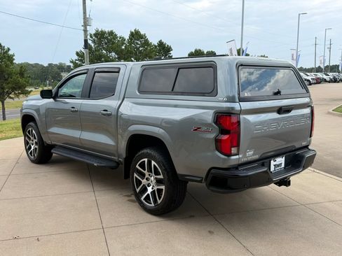 Used 2023 Chevrolet Colorado Z71 w/ Z71 Convenience Package 2 AWD/4WD image 4