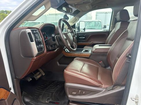 Certified 2018 Chevrolet Silverado 2500 High Country w/ Duramax Plus Package AWD/4WD image 24