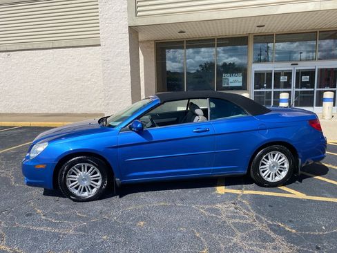 Used 2008 Chrysler Sebring Touring image 2