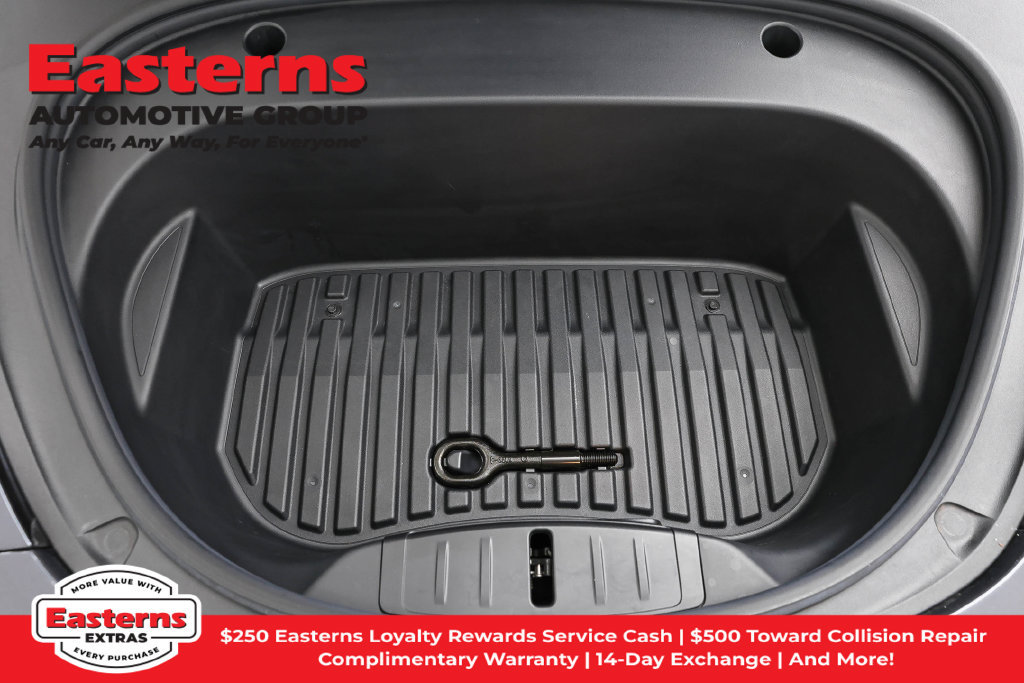 Used 2023 Tesla Model 3 Standard Range RWD image 8