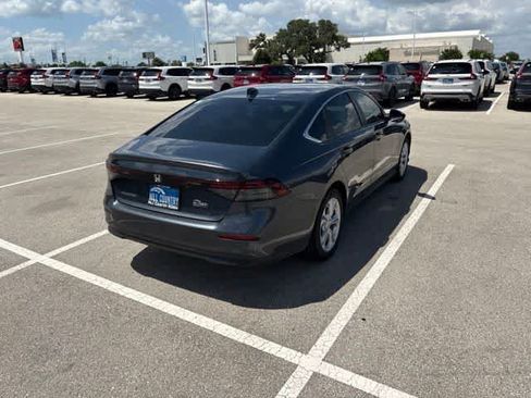 Used 2026 Honda Accord LX image 5