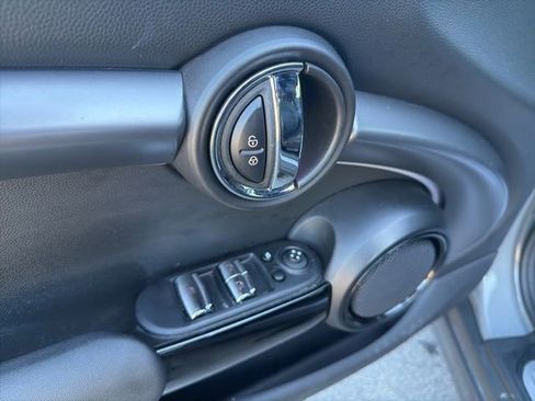 Used 2023 MINI Cooper Convertible image 23