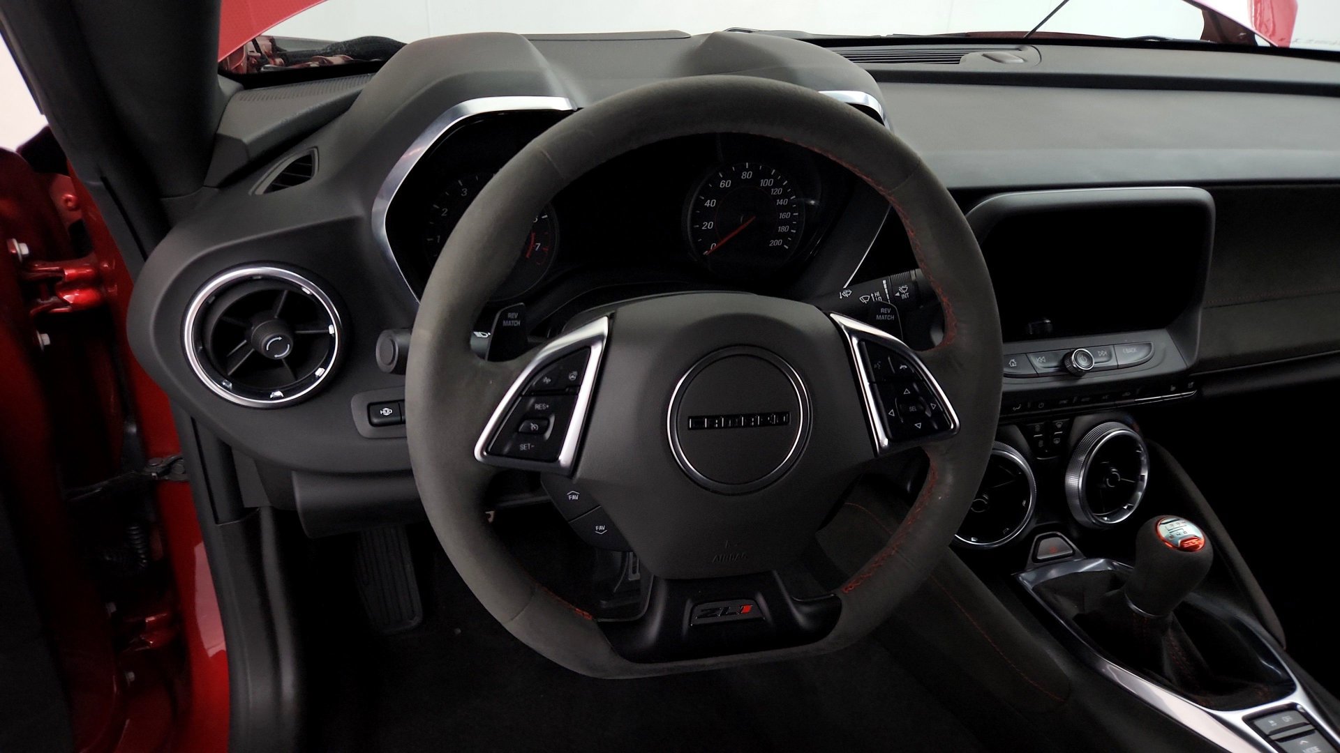 Used 2021 Chevrolet Camaro ZL1 RWD image 18
