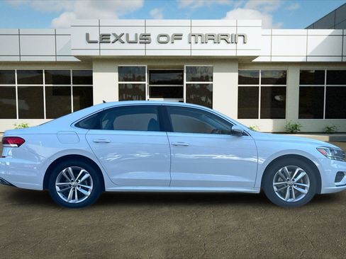 Used 2020 Volkswagen Passat 2.0T SE image 7