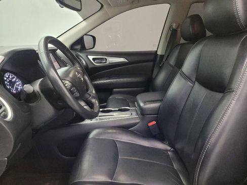 Used 2020 Nissan Pathfinder SL image 17