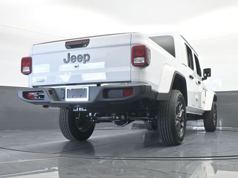 Used 2025 Jeep Gladiator Sport image 53