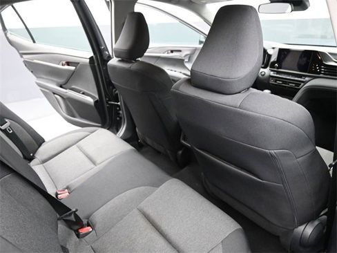 Used 2025 Toyota Camry LE image 21