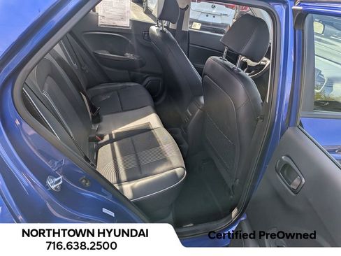Used 2025 Hyundai Venue Limited FWD image 36