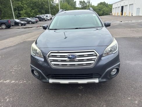 Used 2017 Subaru Outback 2.5i Limited AWD/4WD image 4