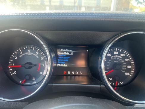 Used 2017 Ford Mustang Premium image 14