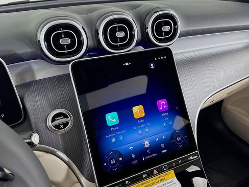 New 2026 Mercedes-Benz GLC 300 image 19