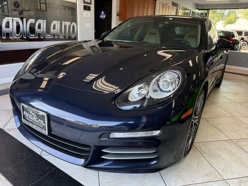 Used 2016 Porsche Panamera 4 Edition w/ Premium Package Plus AWD/4WD image 1