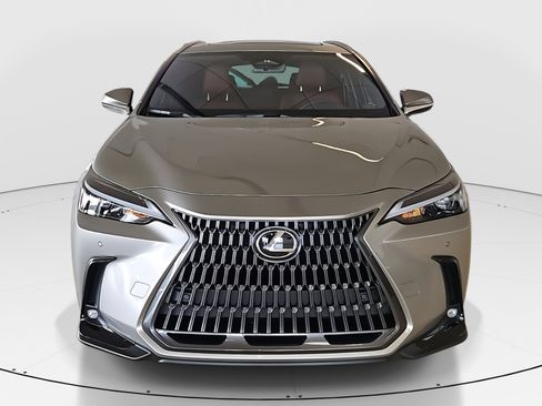 Used 2025 Lexus NX 250 FWD w/ Accessory Package (Z1) image 2
