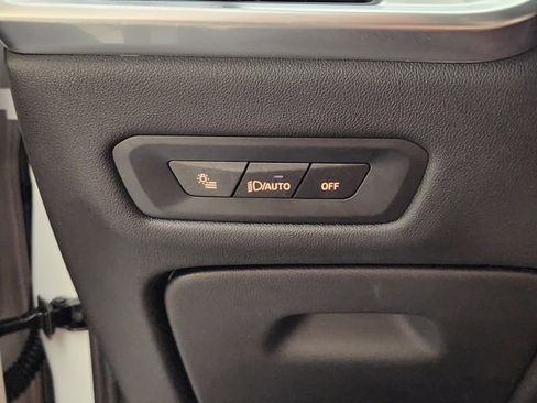 Used 2025 BMW X5 xDrive40i w/ Premium Package image 22