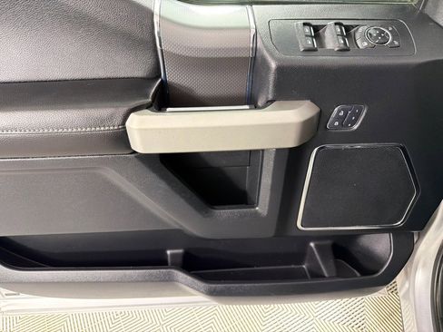 Used 2017 Ford F150 Lariat w/ Equipment Group 502A Luxury image 11