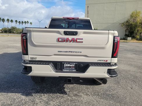 New 2026 GMC Sierra 2500 AT4 w/ AT4 Premium Plus Package image 6