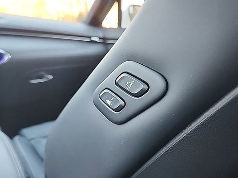 Certified 2025 Genesis GV70 3.5T Sport w/ Sport Prestige Package image 24