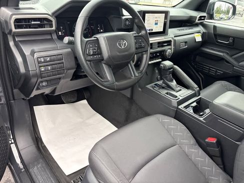 Used 2025 Toyota Tacoma SR w/ Towing Package image 4