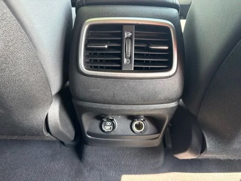 Used 2020 Kia Sorento S FWD image 34