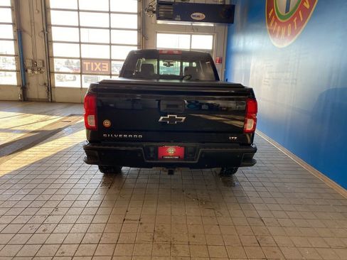 Used 2018 Chevrolet Silverado 1500 LTZ Z71 w/ LTZ Plus Package image 18