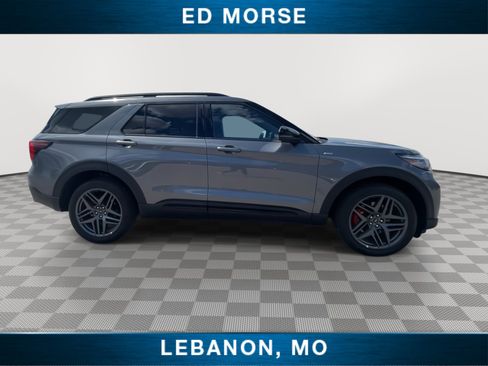 Certified 2025 Ford Explorer ST-Line w/ ST-Line Street Pack AWD/4WD image 9