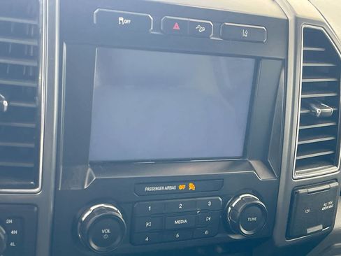 Used 2020 Ford F250 XLT w/ XLT Value Package AWD/4WD image 16