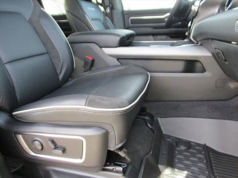 New 2026 RAM 1500 Laramie w/ Night Edition image 11