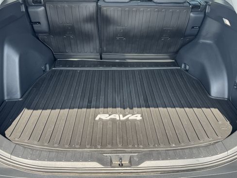 Used 2024 Toyota RAV4 LE FWD image 19