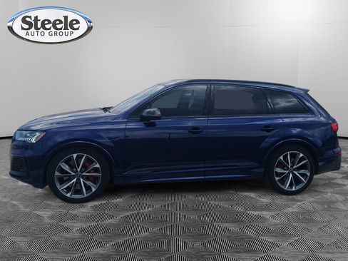Used 2023 Audi SQ7 Prestige w/ Sport Package image 2