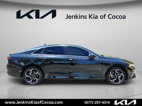 New 2026 Kia K5 GT-Line w/ GT-Line Red Interior Package FWD image 3