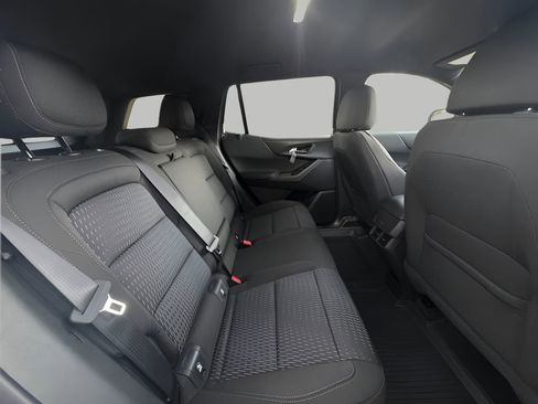 New 2026 Chevrolet Equinox LT w/ Safety and Technology Package image 7