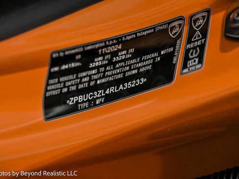 Used 2024 Lamborghini Urus Performante image 43