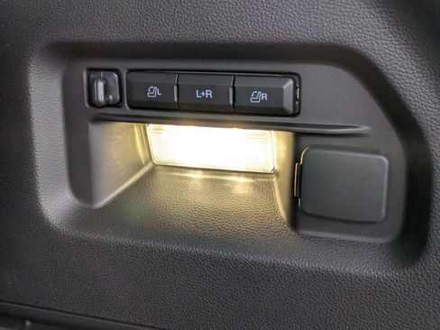 New 2026 Ford Explorer Platinum image 14