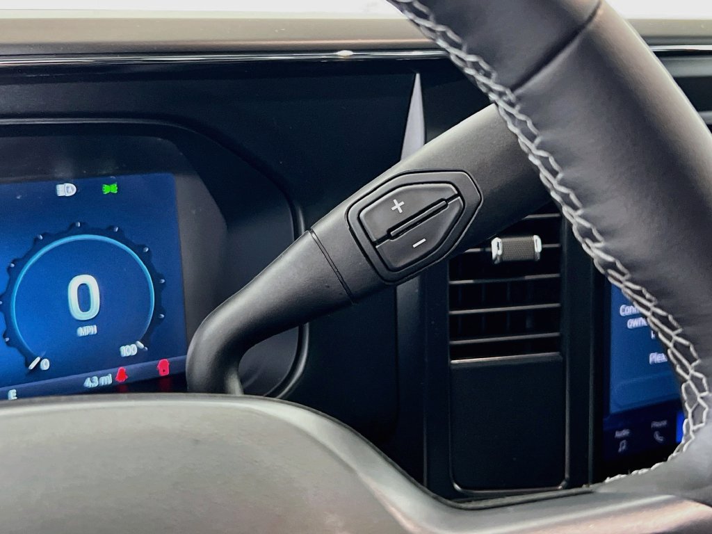 New 2026 Ford F350 Lariat AWD/4WD image 10