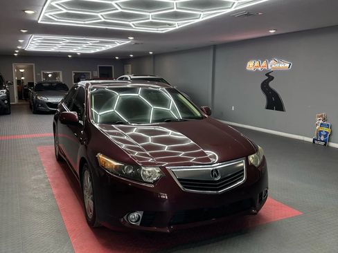 Used 2011 Acura TSX Sedan image 1