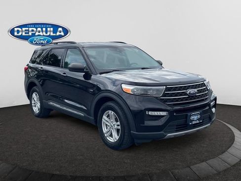 Used 2021 Ford Explorer XLT w/ Equipment Group 202A AWD/4WD image 9