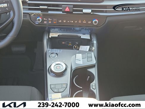 New 2026 Kia Sportage LX FWD image 19
