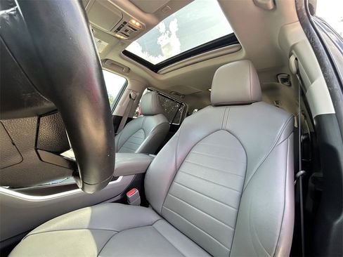 Certified 2023 Toyota Highlander XLE image 15