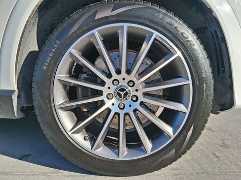 Used 2024 Mercedes-Benz GLE 350 4MATIC image 9