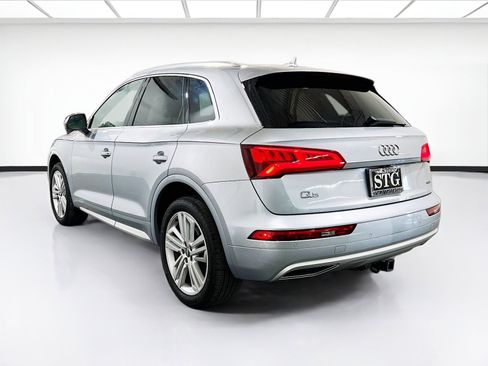 Used 2019 Audi Q5 2.0T Premium Plus w/ Premium Plus Package image 6