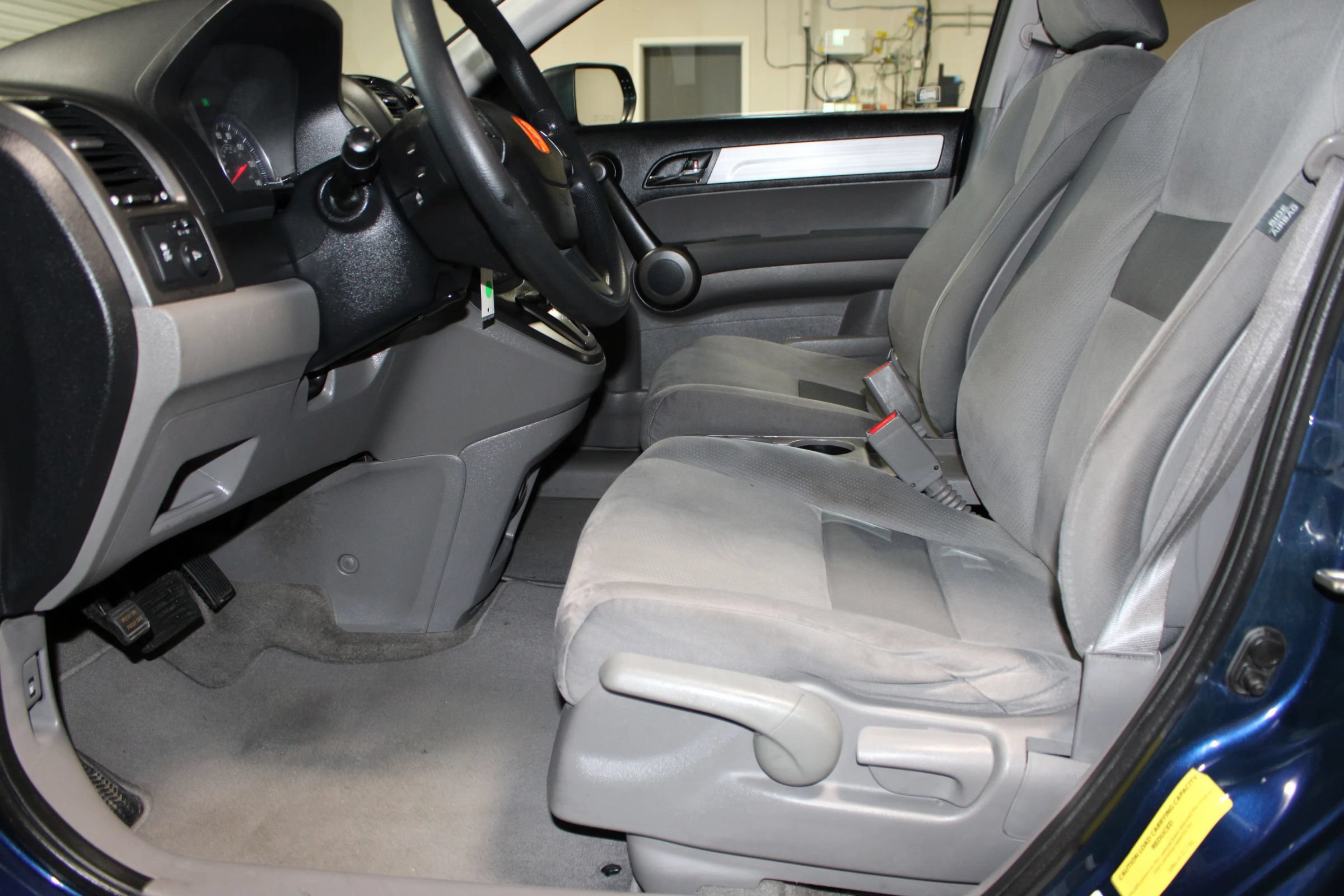 Used 2011 Honda CR-V SE image 21